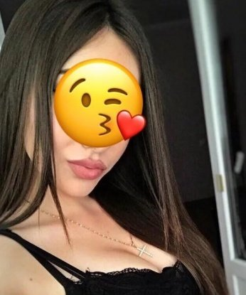 🌟 Очаровательная, красивая и опытная, я готова окунуть тебя в мир страсти и наслаждения. 💋 Живу в Москве, ибо эта городская суета абсолютно не беспокоит меня, ведь я всегда знаю, как создать идеальное пространство для наших встреч. 🔥
У меня широкий спектр услуг, которые воплотят в жизнь все твои желания. 🔞 Любовь оральная, классика и анал - я готова заняться чем угодно, чтобы удовлетворить тебя полностью. 🌹 Моя сексуальность не знает границ, и я гарантирую, что наше свидание будет незабываемым.
Мои фотографии полностью соответствуют действительности, и ты можешь увидеть сам, насколько я привлекательна. 😉 Множество довольных клиентов свидетельствуют об уровне моей профессиональности и открытости для экспериментов. 💯
Заключи сделку со мной, и я обещаю, что ты получишь тот самый кайф, который так долго искал. 💫 Стань участником нашего волшебного вечера, и ты никогда не пожалеешь об этом выборе. Набери меня сейчас, и прекрасные моменты ждут нас! 💕 Александра